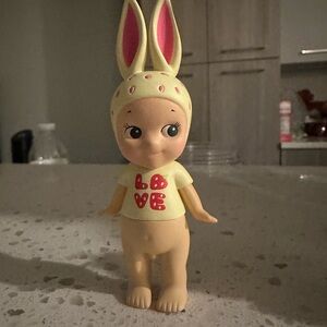 Strawberry Love Sonny Angel